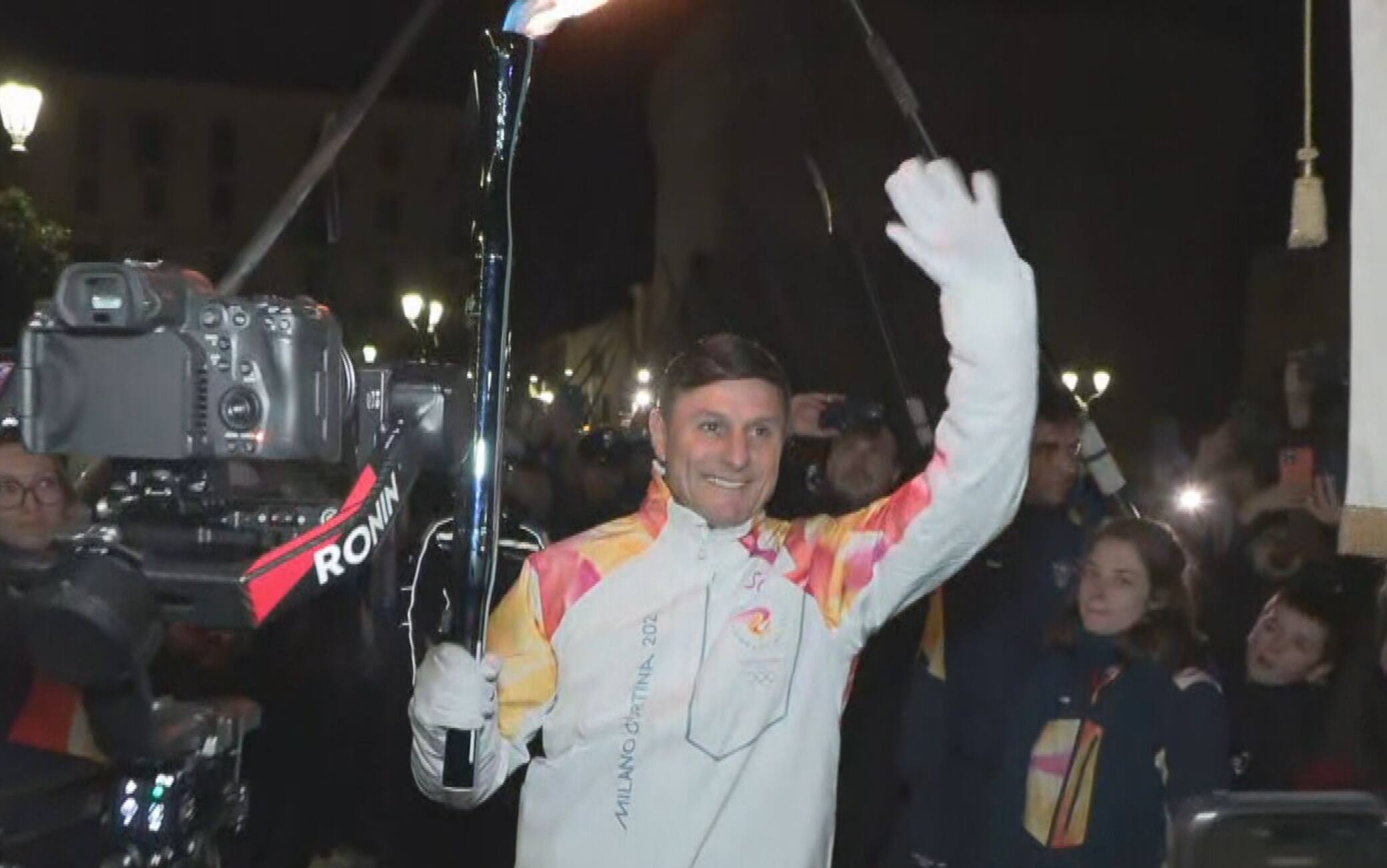 Inter, Zanetti tedoforo per Milano-Cortina: "Grande emozione". VIDEO