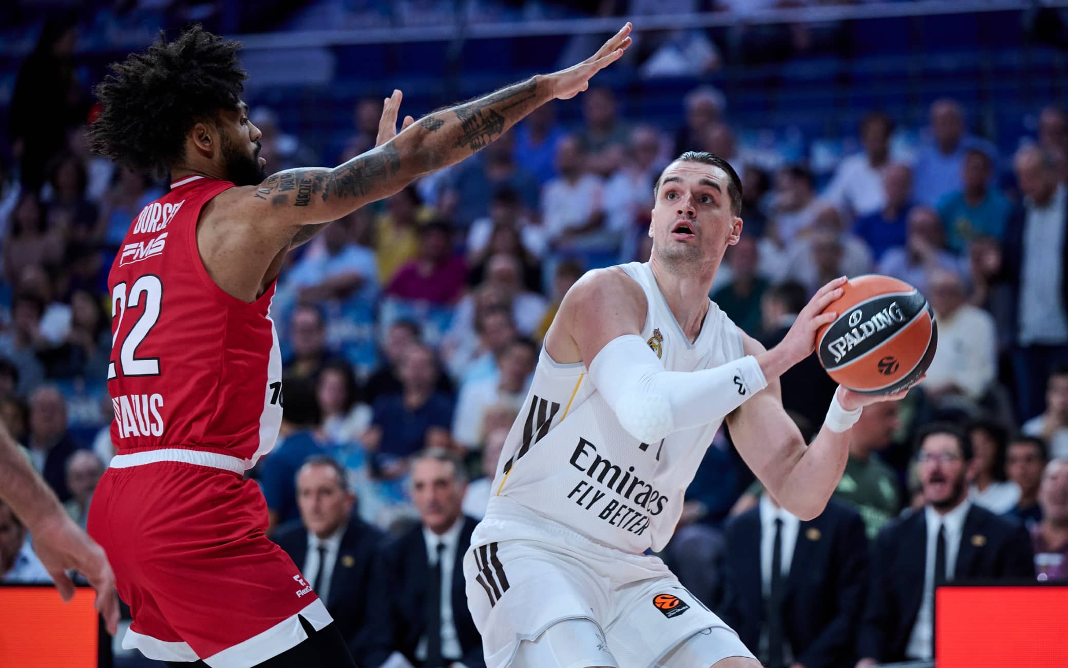 Svanito LeBron James, Cavs e Warriors virano su Mario Hezonja