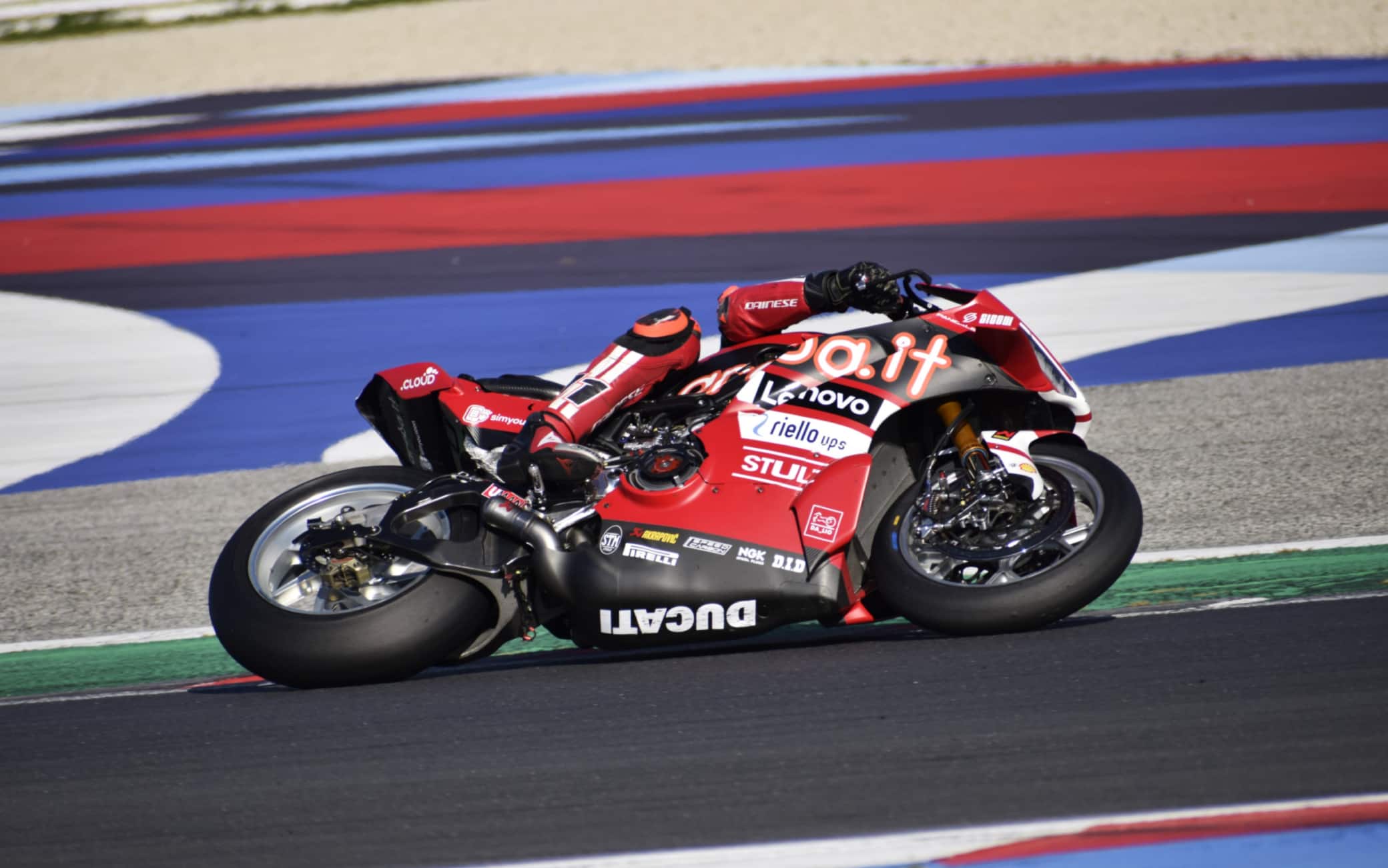 Test Superbike Misano, Bulega il più veloce nel day 1: risultati, tempi e novità
