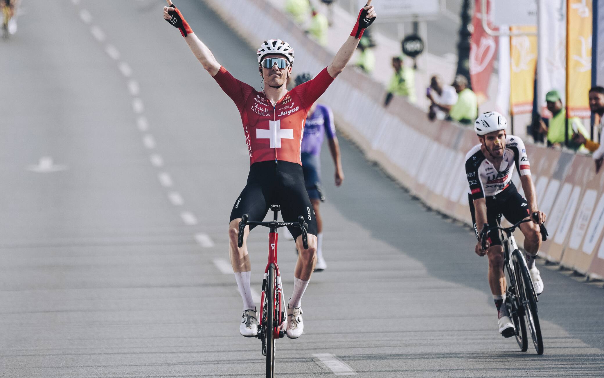 Muscat Classic, vince Schmid davanti a Yates. Quarto Scaroni