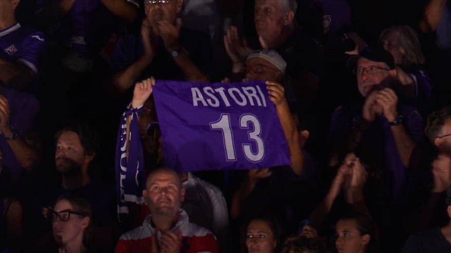 Il Franchi ricorda a Davide Astori: il commovente omaggio