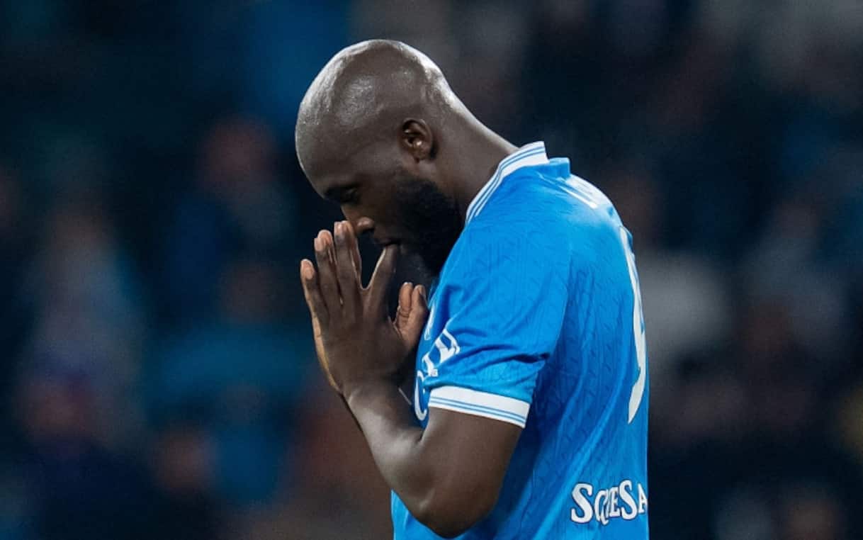 https://sport.sky.it/assets/images/a4a6f599e88f71223cc6d1901535561f03aa74e9/skysport/it/calcio/serie-a/video/2026/03/27/caso-lukaku-napoli-video-1085676/romelu_lukaku_napoli.jpg?im=Resize,width=1218
