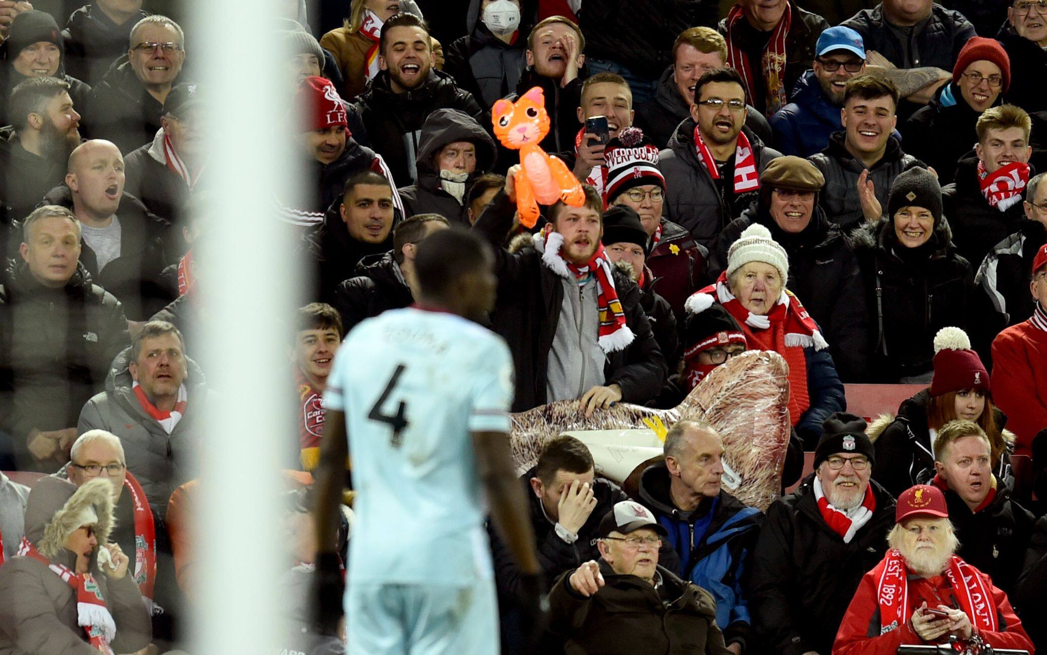 Zouma di spalle durante la partita