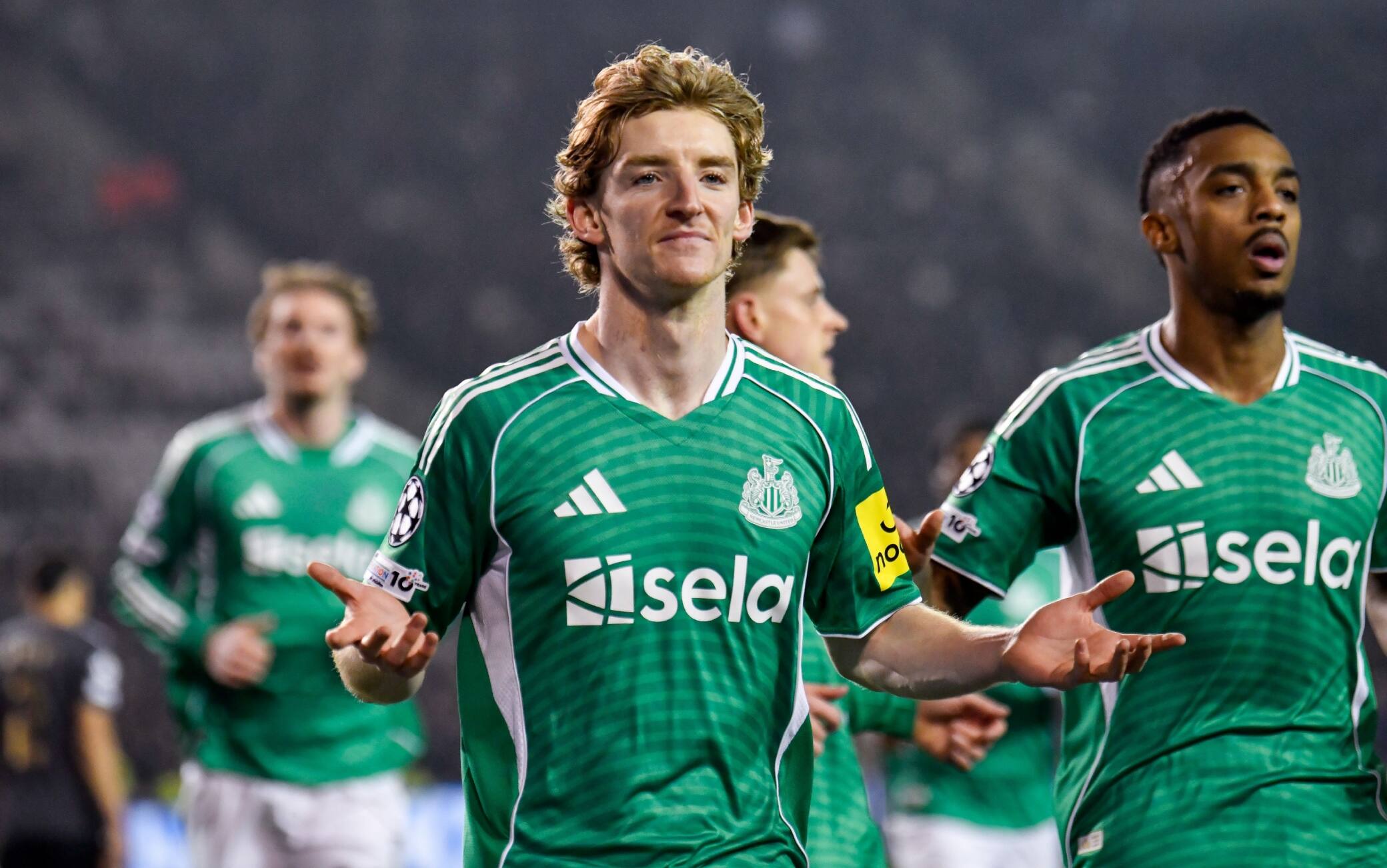 Qarabag-Newcastle, Gordon show: 4 gol in un tempo. VIDEO
