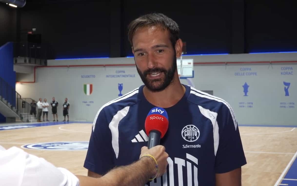 https://sport.sky.it/assets/images/a776e0334d3feb8452989a6a9775e2385ad92593/skysport/it/basket/serie-a/video/2026/08/17/moraschini-cantu-vive-di-basket-serve-piu-del-100-1118334/morasca.jpg?im=Resize,width=1218