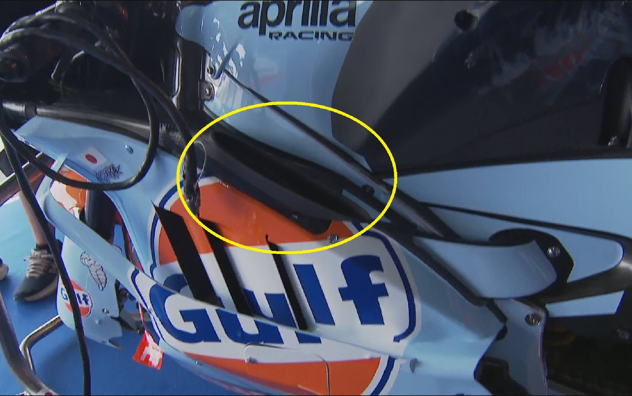 Aprilia con l'F-duct stile Formula 1 2010: come funziona. VIDEO