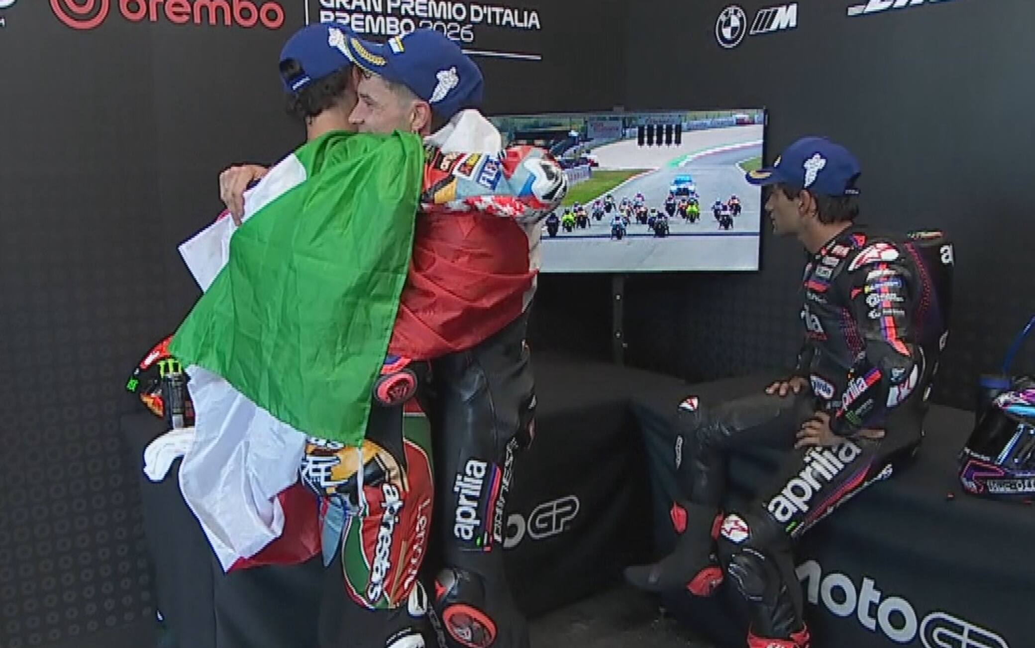 GP Mugello, Bagnaia a Bezzecchi nel retropodio: "Hai capito che cosa hai fatto?"