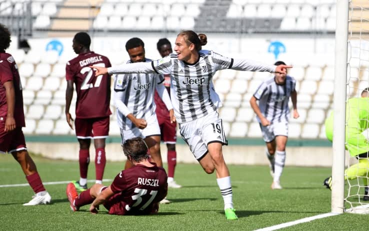 L'esultanza di Yildiz dopo la doppietta nel derby con il Torino