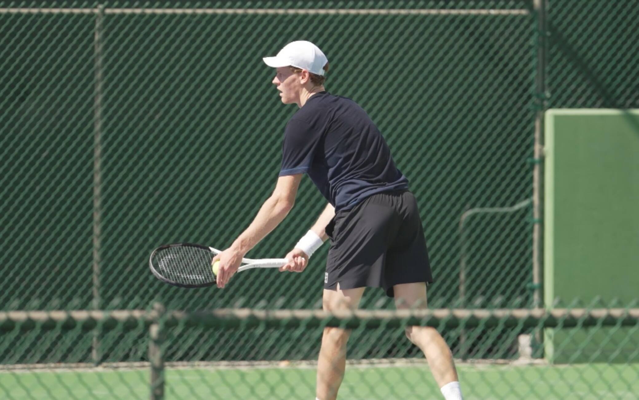 Sinner, l'allenamento all'Atp Indian Wells: venerdì l'esordio. VIDEO