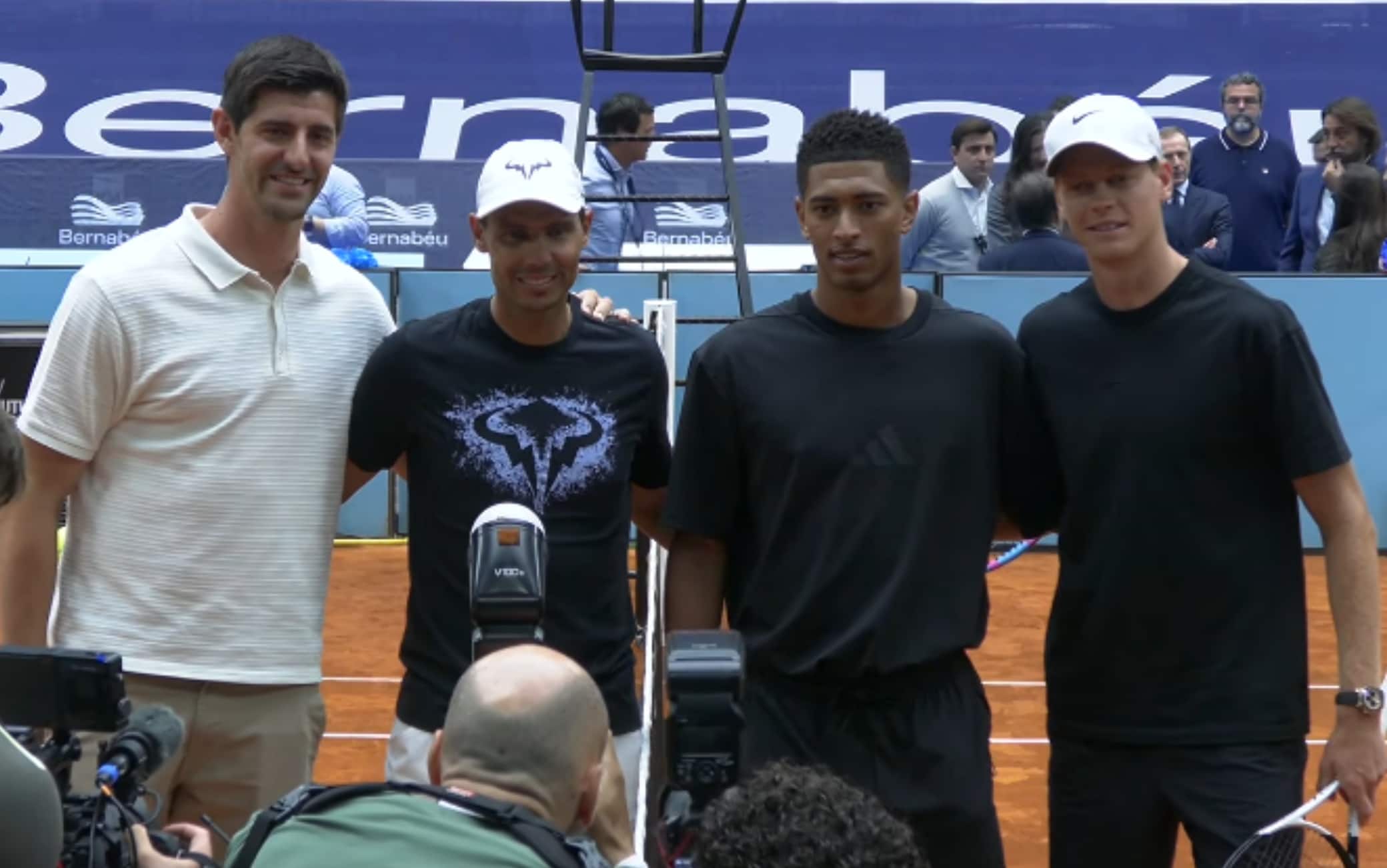 Sinner e Nadal giocano a tennis al Bernabeu: lo show con Bellingham e Courtois
