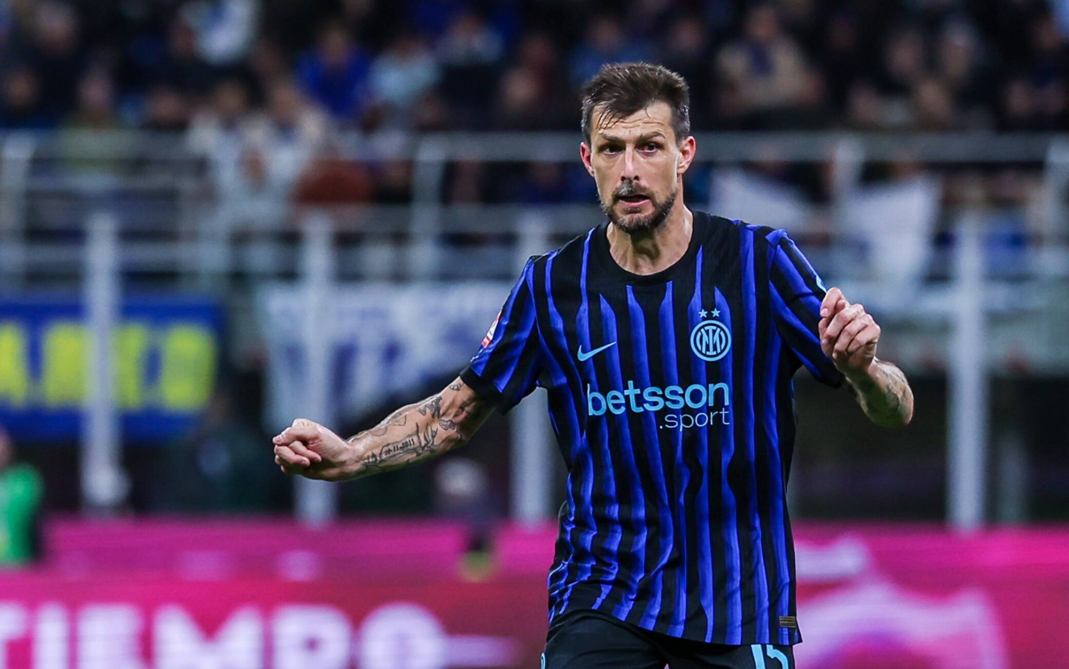 Sassuolo, contatti per il ritorno di Acerbi. Per la difesa si valuta anche Comuzzo