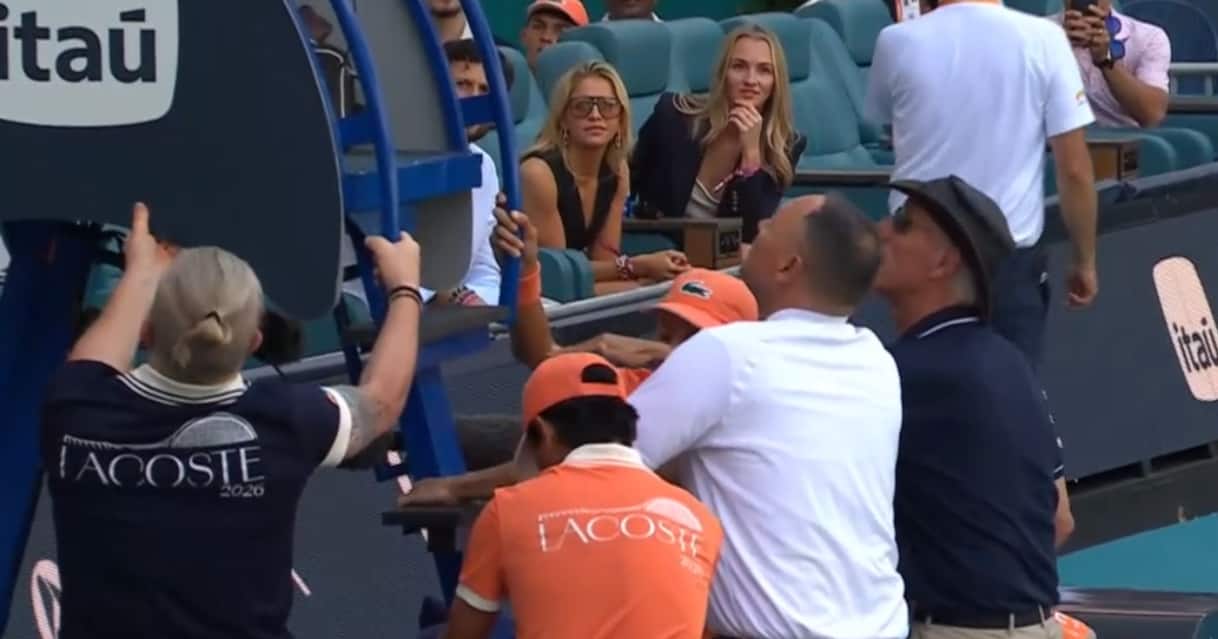 https://sport.sky.it/assets/images/ac32e3465116cd6efae5a744e0b8b28b0240adbc/skysport/it/tennis/video/2026/03/23/video-imprevisto-miami-medvedev-cerundolo-spidercam-1084772/miami_spidercam_incastrata_og.jpg?im=Resize,width=1218