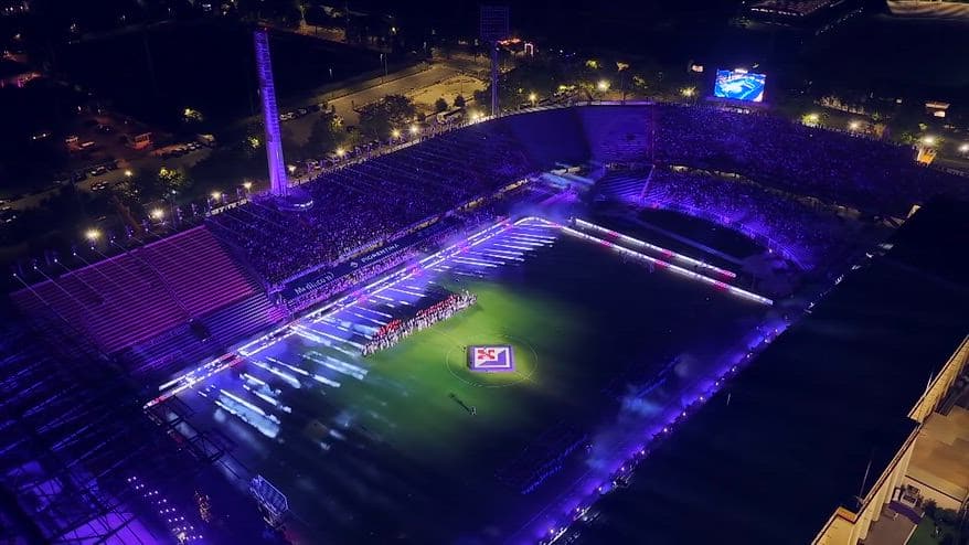 Centenario Fiorentina, il Franchi canta l'inno: il video