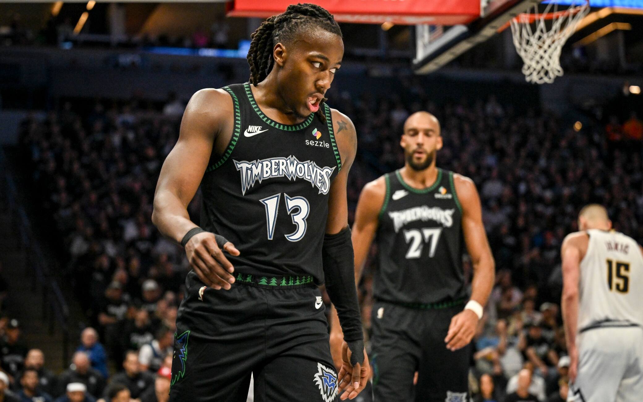 Playoff NBA, i risultati della notte: Hawks e T’Wolves al sorpasso, riscatto Toronto