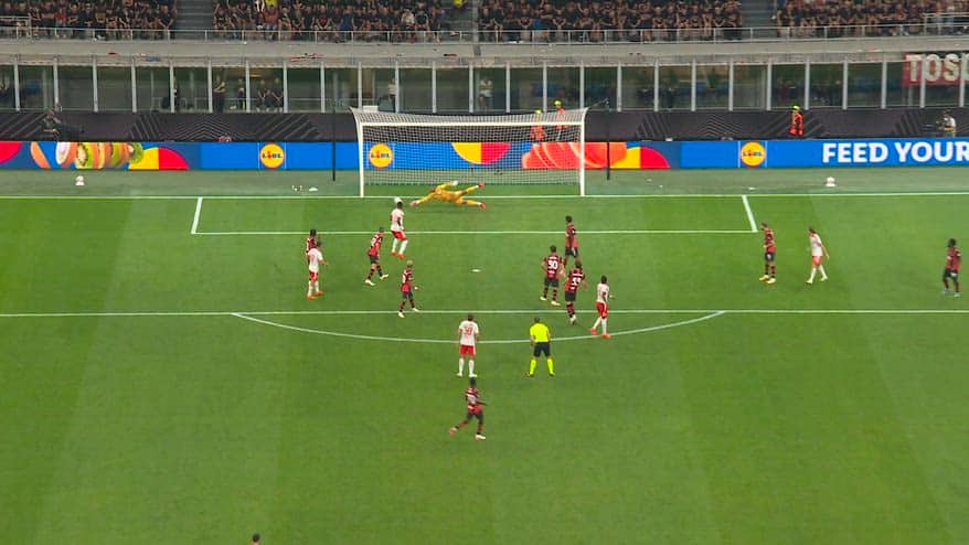Milan-Benfica, il video del gran gol di Lukebakio
