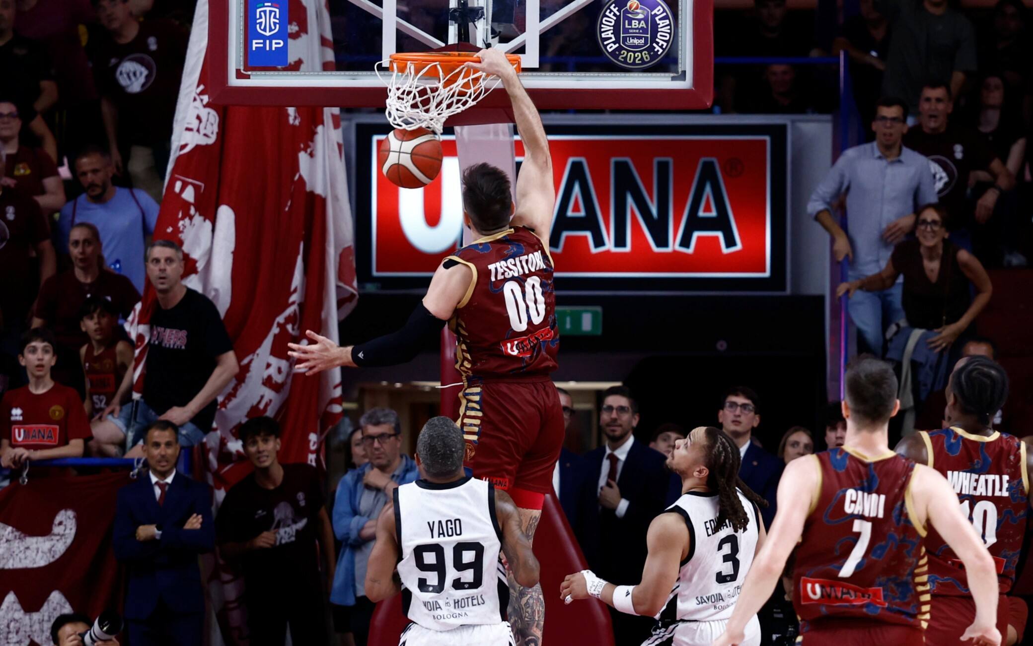 Playoff Serie A, Tessitori ovunque: rubata, contropiede e schiacciata. VIDEO