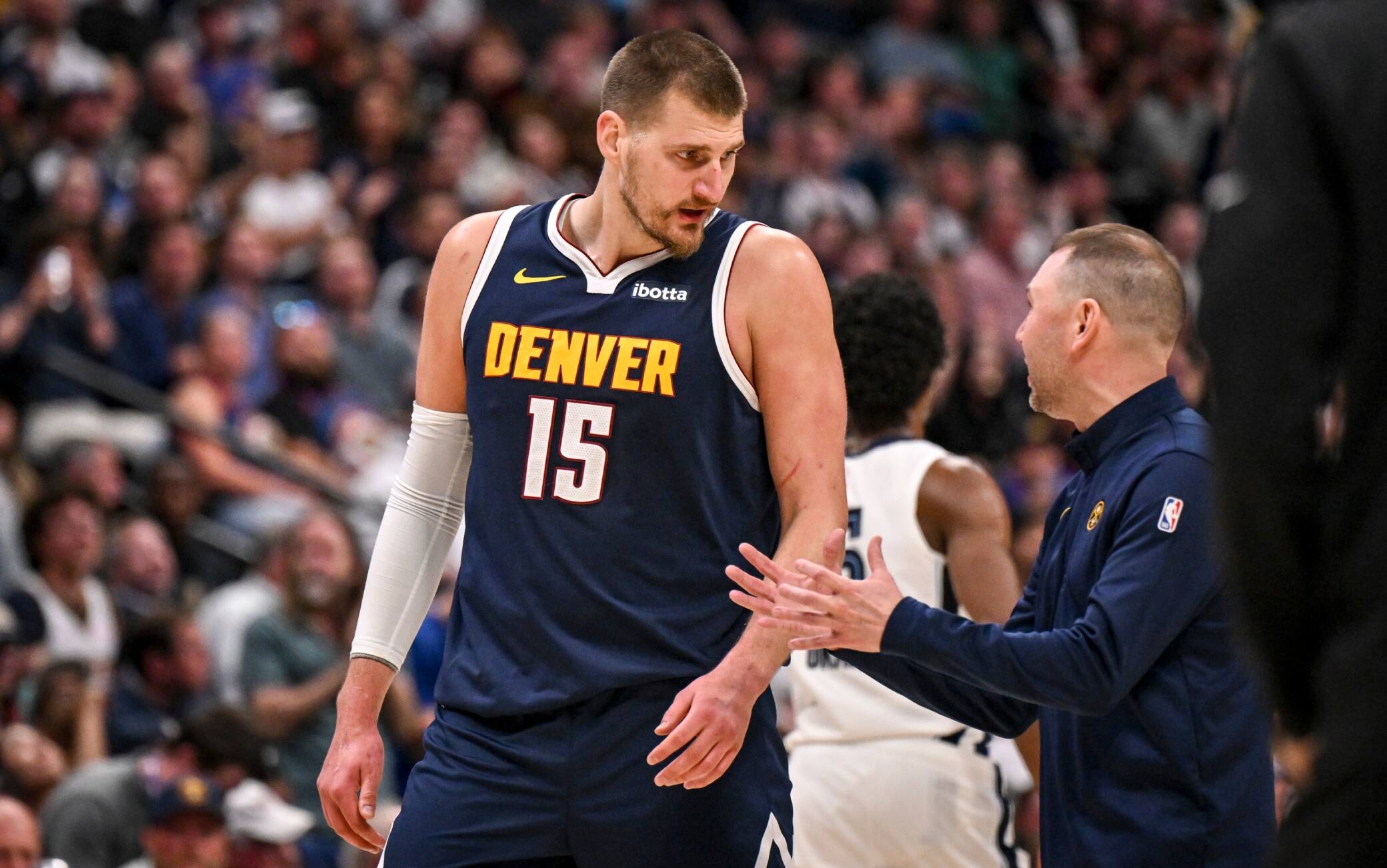 NBA, a Denver si cambia: Jokic e coach Adelman saranno gli unici intoccabili