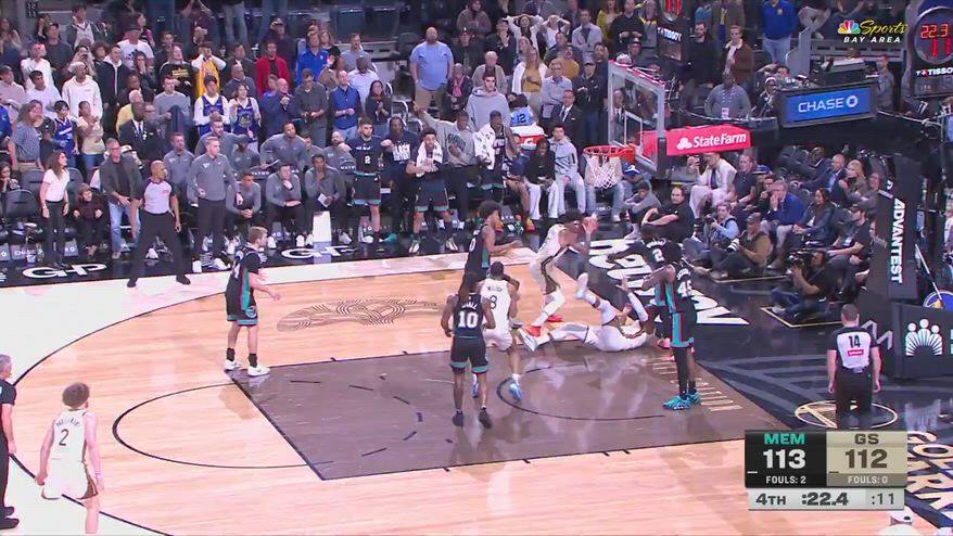 NBA, finale pazzo tra Warriors e Grizzlies