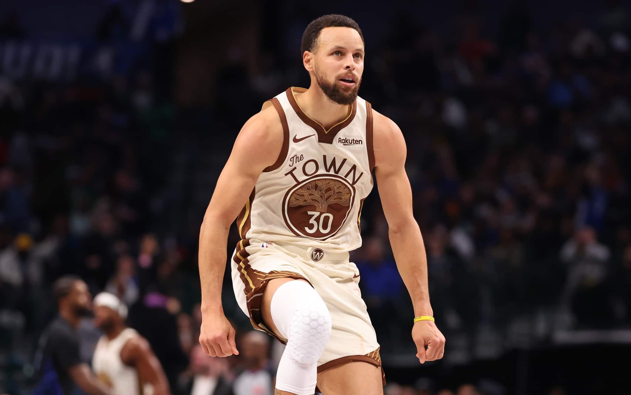 NBA, Steph Curry diventa il primo di sempre sopra quota 10.000 triple tentate. VIDEO