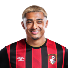 Julián Araujo