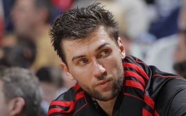 bargnani_basket_getty