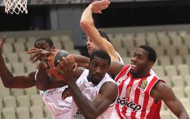 olympiacos_montepaschi_eurolega_2013_getty