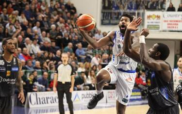 lacey_sassari_trento_lapresse