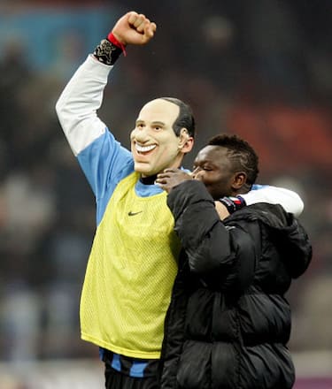 balotelli_materazzi_maschera_berlusconi