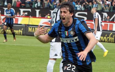 milito_esultanza_scudetto_siena_ansa