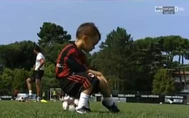 bimbo_milan_camp
