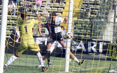 parma_genoa_gol_zaccardo_ansa