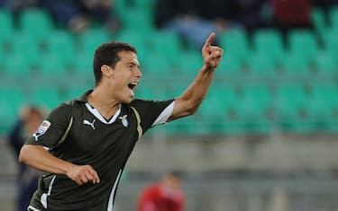 hernanes_bari_lazio_esultanza_getty