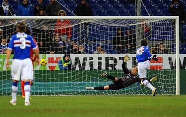 pazzini_rigore_sampdoria_bari_getty