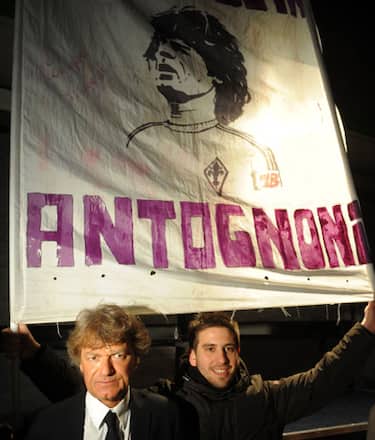 antognoni_striscione_fiorentina_ansa