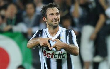 vucinic_esultanza_juventus_ansa