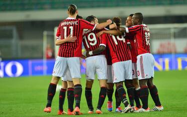 milan_squadra_abbraccio_getty