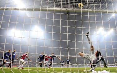inter_milan_parata_handanovic