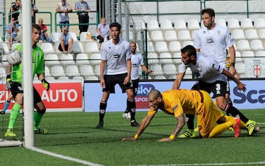 Foto Marco Alpozzi/LaPresse
10 09 2016 Vercelli ( Italia)
Sport Calcio
Pro Vercelli - Cittadella
Campionato di Calcio Serie B 2016 2017 - Stadio "Silvio Piola"
Nella foto: gol 0-4 Gianluca Litteri (As Cittadella); \

Photo Marco Alpozzi/LaPresse
September 09, 2016 Vercelli (Italy)
Sport Soccer
Pro Vercelli - Cittadella
Italian Football Championship League B 2016 2017 - "Silvio Piola" Stadium 
In the pic: goal0-4  Gianluca Litteri (As Cittadella); \