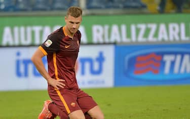 AS Roma's Edin Dzeko shows his dejection at the end of the Italian Serie A soccer match UC Sampdoria vs AS Roma at Luigi Ferraris stadium in Genoa, Italy, 23 September 2015.
ANSA/LUCA ZENNARO