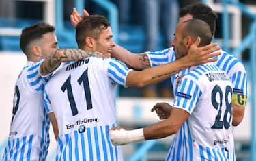 Foto LaPresse/Massimo Paolone
12/11/2016 Ferrara ( Italia)
Sport Calcio
Spal vs Brescia - Campionato di calcio Serie B ConTe.it 2016/2017 - Stadio "Paolo Mazza"
Nella foto: Mattia Finotto esulta dopo aver realizzato un gol 

Photo LaPresse/Massimo Paolone
November 12, 2016 Ferrara ( Italy)
Sport Soccer
Spal vs Brescia - Italian Football Championship League B ConTe.it 2016/2017 - "Paolo Mazza" Stadium 
In the pic: Mattia Finotto celebrates for a gol