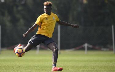 Foto LaPresse - Daniele Badolato
20/10/2016 Vinovo ( Italia)
Sport Calcio
ESCLUSIVA JUVENTUS
Allenamento Juventus
Nella foto: Moise Kean

Photo LaPresse - Daniele Badolato
20 October 2016 Vinovo ( Italy)
Sport Soccer
Juventus training session
In the pic:  Moise Kean