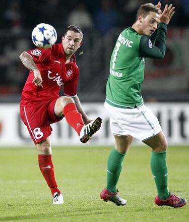 sport_champions_janssen_arnautovic_ansa
