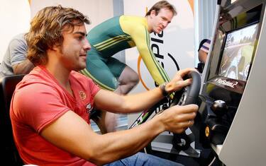 alonso_bici_simulatore_f1_getty_02