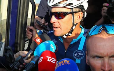 tour_lance_armstrong_beneficenza_ansa