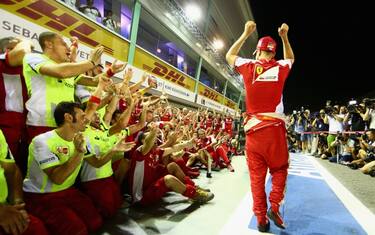 vettel_team_ferrari_getty
