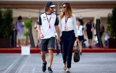 1_alonso_mclaren_lara_alvarez_cover_2_getty