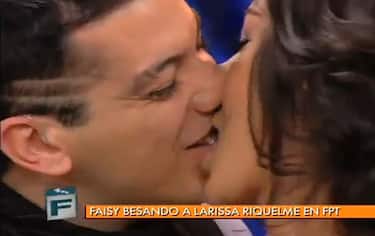 larissa_riquelme_bacio_tv