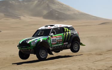 peterhansel_mini_dakar_2012_getty