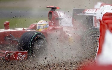 epa01840677 Italian Formula One driver Luca Badoer of Ferrari spins out during the during the Qualifying of the Grand Prix of Belgium at the Spa-Francorchamps Circuit near Spa, Belgium, 29th August 2009. The Grand Prix of Belgium will take place on Sunday 30th August 2009.  EPA/VALDRIN XHEMAJ