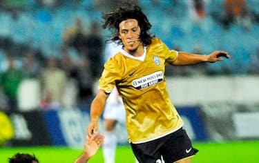 camoranesi_in_azione_con_bratislava_548x345